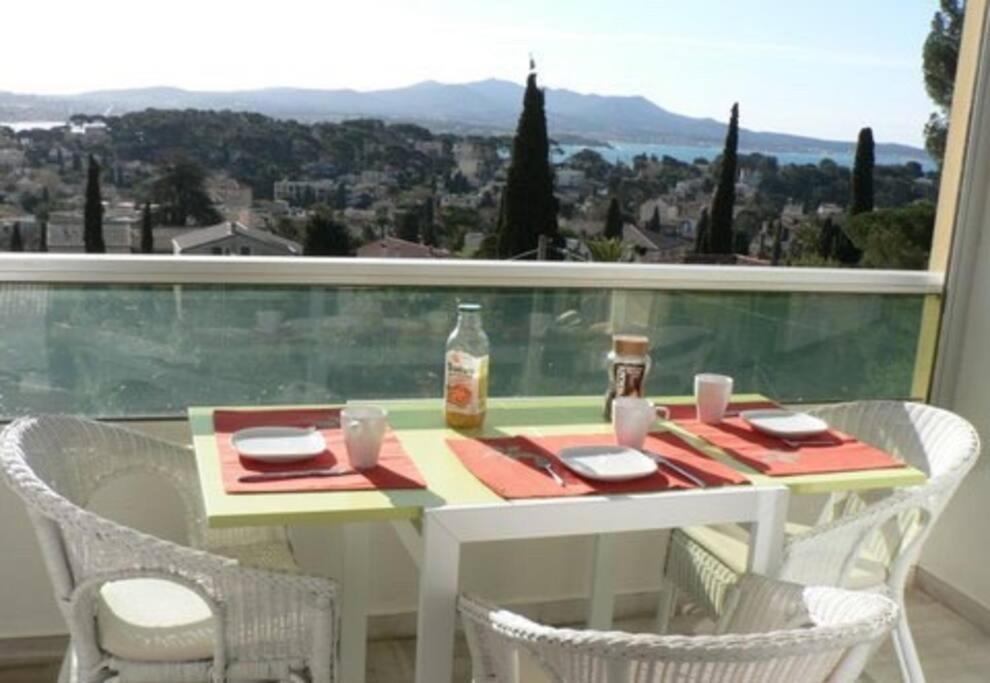 Hauts De Portissol 50 M2 Terrasse 12 M2 Vue Mer Sanary-sur-Mer Extérieur photo